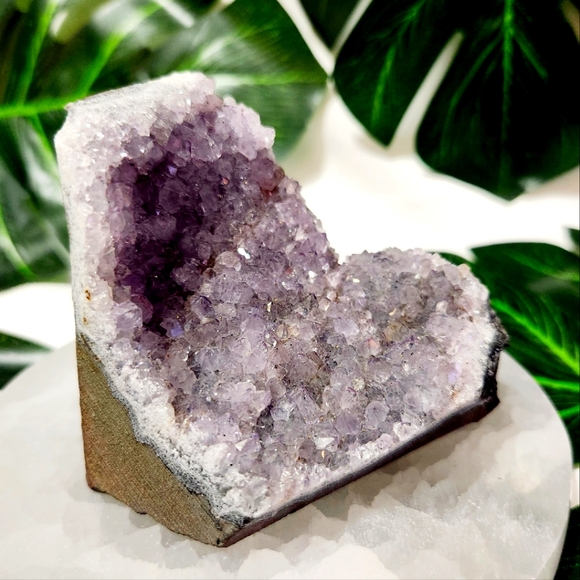 Amethyst Crystal Cluster with Large Flat Base Geode - Picture 4 of 11